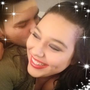 Meet your Posher, Desiree